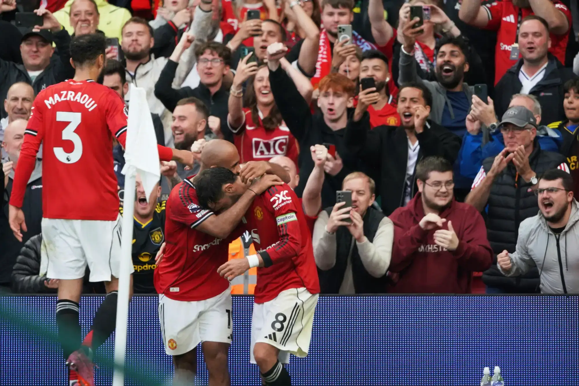 Mbeumo, Fernandes and Mazraoui celebrate